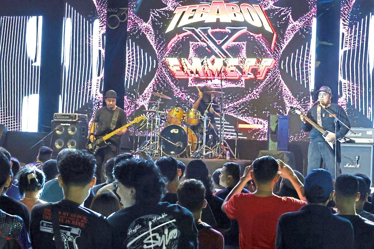 A rock band performing at Arena 1 of Pesta Pulau Pinang.