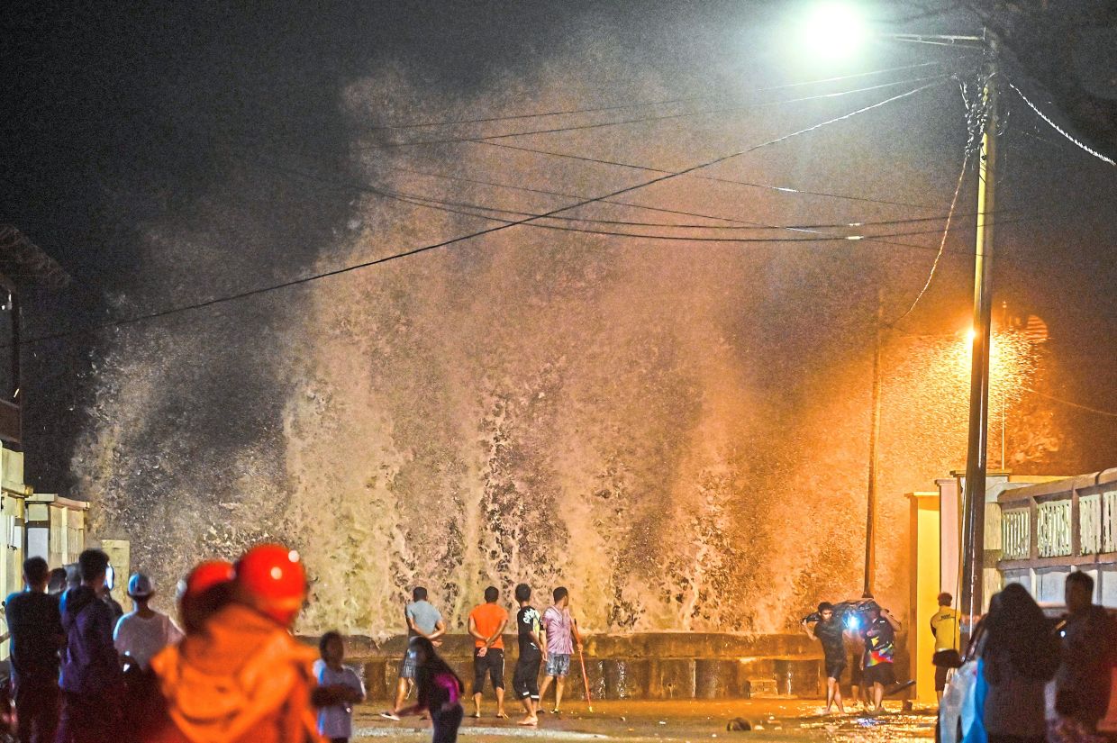RM2.4bil needed for coastal erosion works