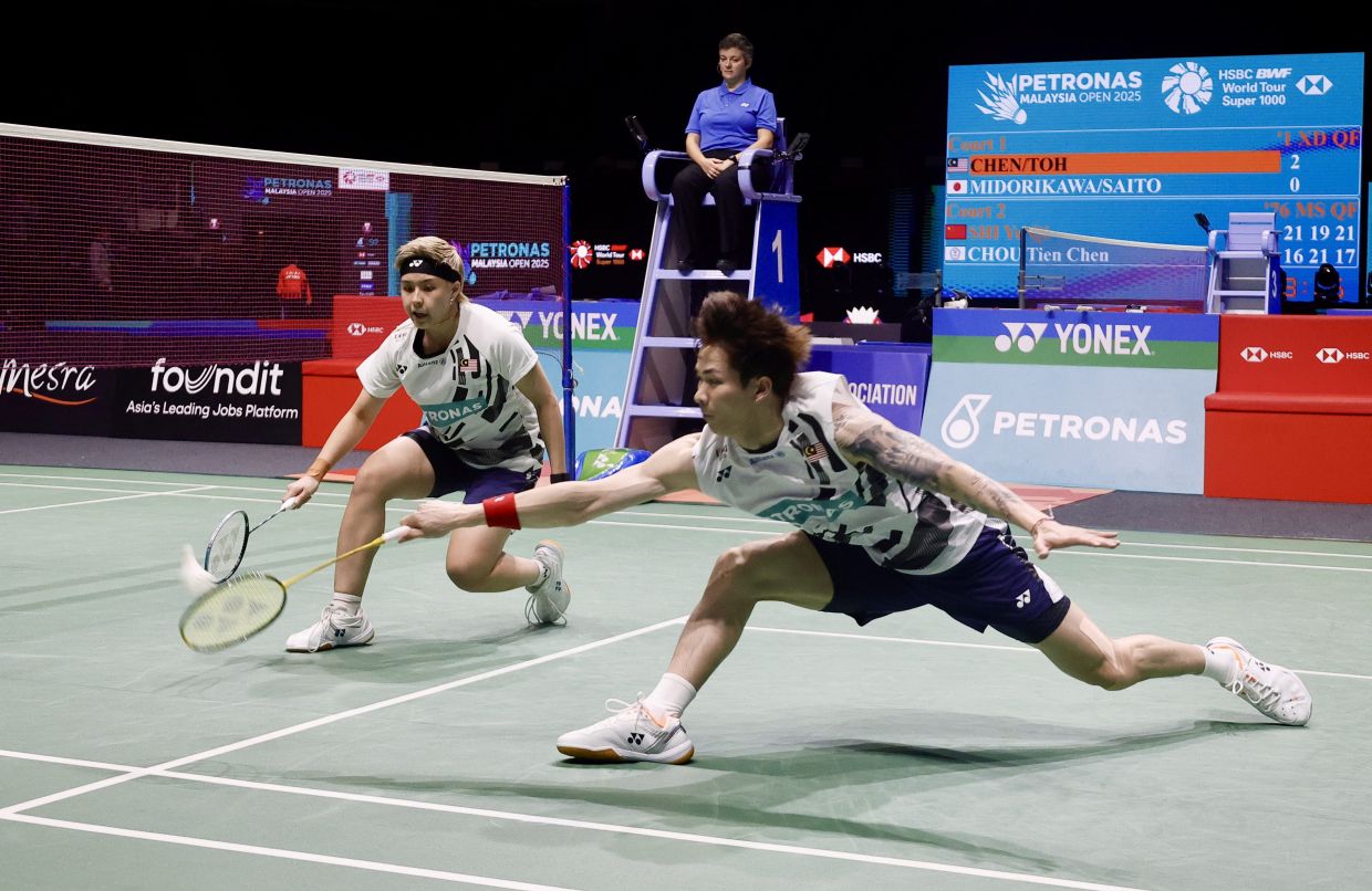 Ee Wei bounces back from service fault setback to help secure a spot in Indian Open semi-finals