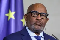 Comoros president says he intends to hand power to his son