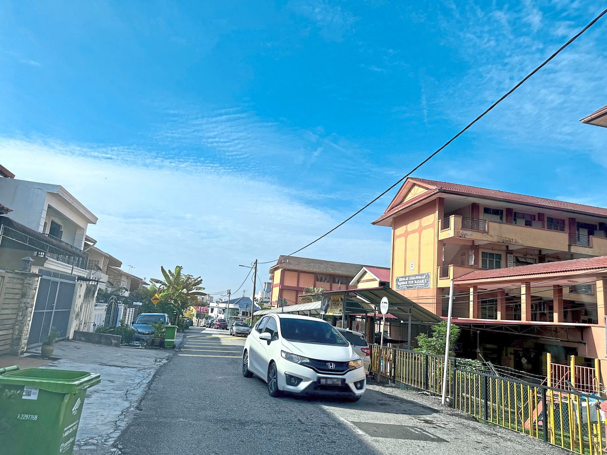 A view of Bandar Tun Razak, near SK Bandar Tun Razak 1, earmarked for the project. — Photos: LOW BOON TAT and LOW LAY PHON/The Star