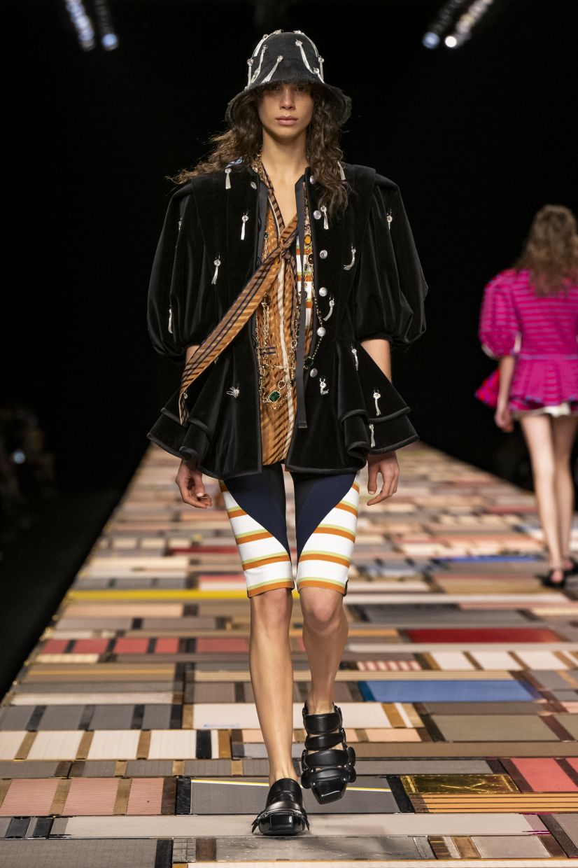 Stay ahead of the fashion curve with this black bucket hat embellished with silver tassels. Photo: Louis Vuitton