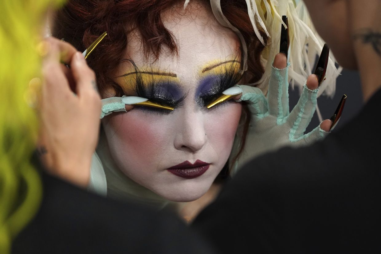 Chappell Roan arrives at the 67th annual Grammy Awards. Photo: AP