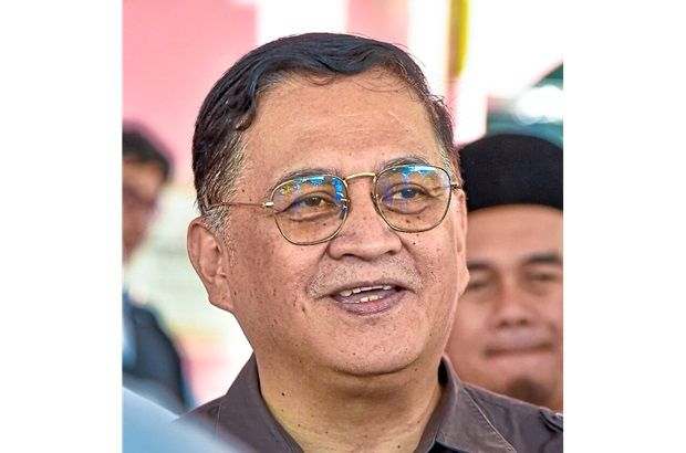 Arifin lodges report against news portal over bribery allegations | The ...