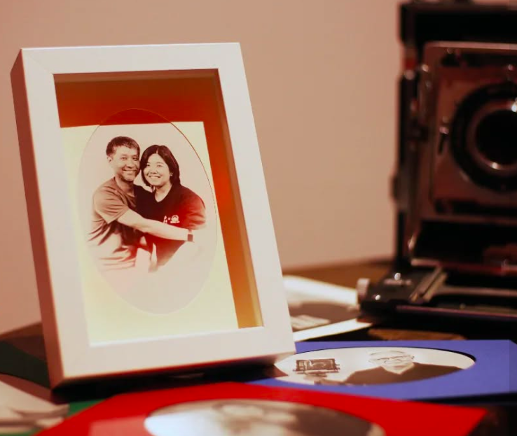 This Valentine's Day, you can get a traditional silverprint photograph, hand-printed in black & white, ready instantly at Kanta Studio. Photo: Kanta Studio