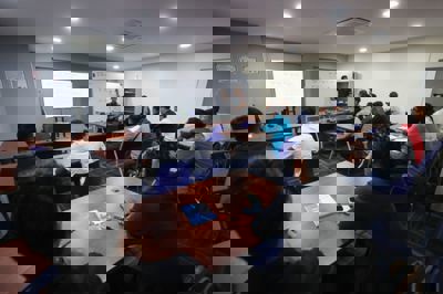 Participants attending theory class training with their trainer, Muhizee Sahat for the Remote Pilot Certificate of Competency (RCoC) at the Asia Drone Technical Academy in Kuala Lumpur on February 21, 2024. The Civil Aviation Authority of Malaysia (CAAM) recently mandated that all drone operators must obtain a permit before flying. — GLENN GUAN/The Star