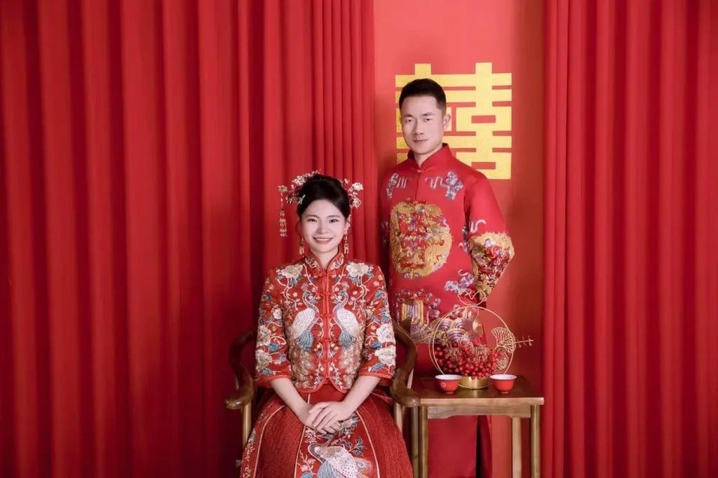 The couple got married 14 months after the accident that first brought them together. -- Photo: QQ.com
