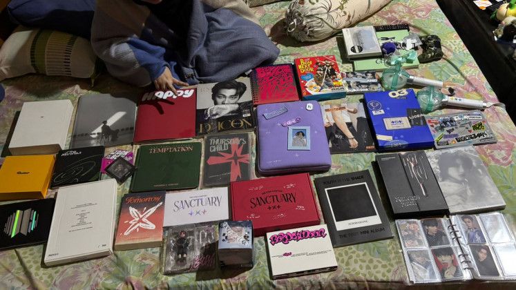 Collectible items from various Korean pop stars owned by Aida. — Courtesy of Aida Nuraini/The Jakarta Post/ANN