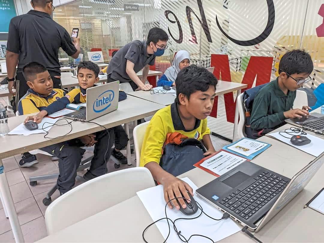 Children taking part in activities at the MakerSpace digital library in Balik Pulau. — Courtesy photo