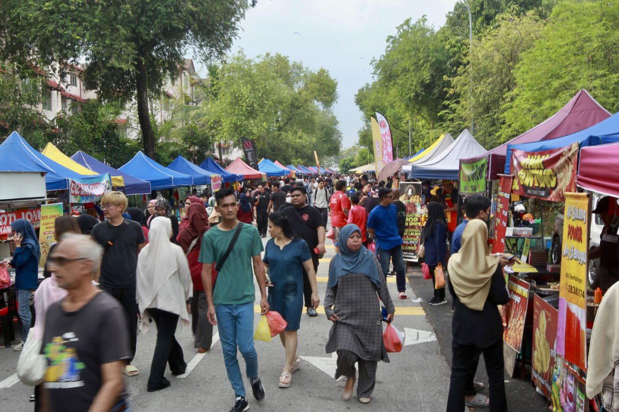 Ensure fair rental rates for Ramadan bazaars in Sabah, local authorities urged