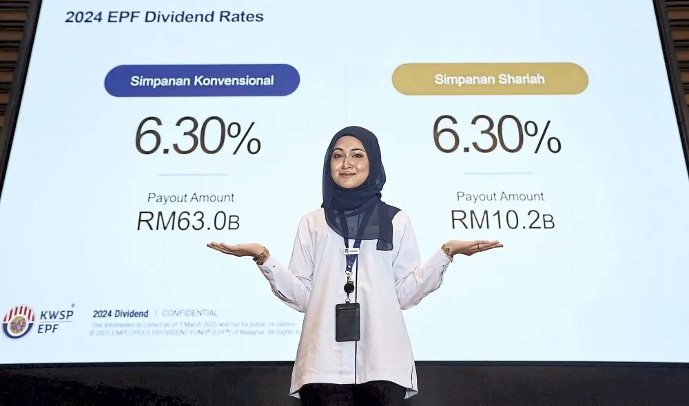 Thrilled at their growing EPF savings | The Star