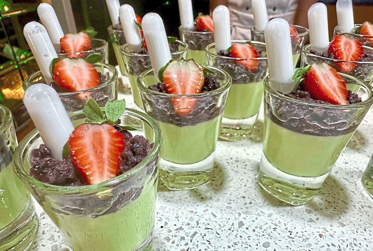 Black Glutinous-Pandan Crema Catalana pudding at Vasco’s.