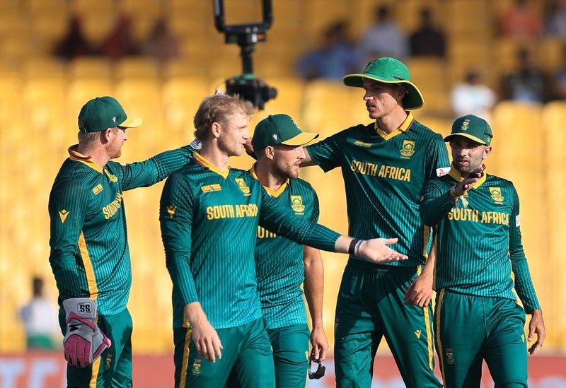Cricket-South Africa, New Zealand seek limited-overs silverware in rare showdown
