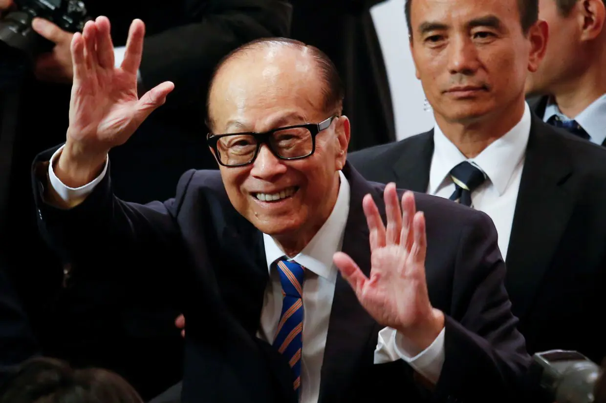 Li Ka-shing escapes Trump glare with US$19bil, soaring stock | The Star