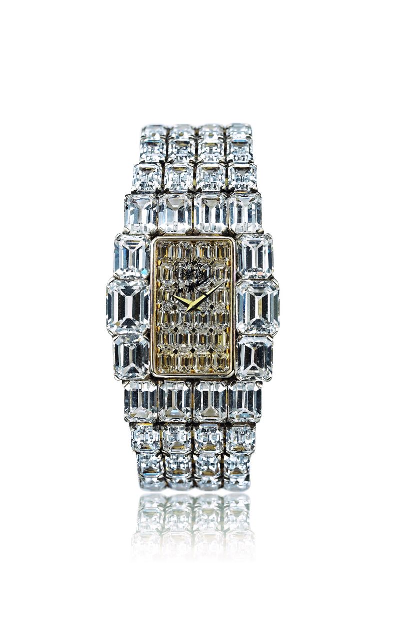 The Kallista was carved from a one-kilo gold ingot and set with 118 diamonds totalling 130 carats.