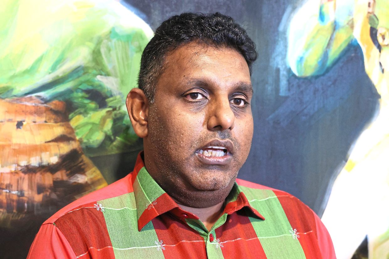 'By wearing Kain Benang Johor, we are publicly displaying our state's rich heritage.' - K. Raven Kumar