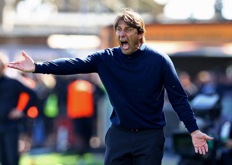 Soccer-Conte rues Napoli's lack of precision in stalemate with Venezia