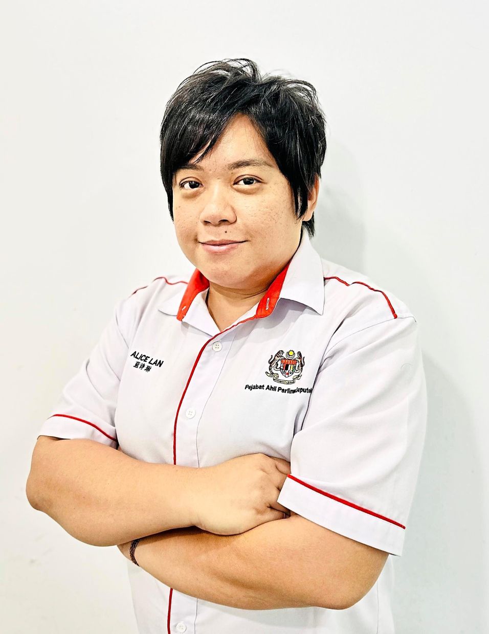 Lan says pedestrian walkways should be free of obstructions.