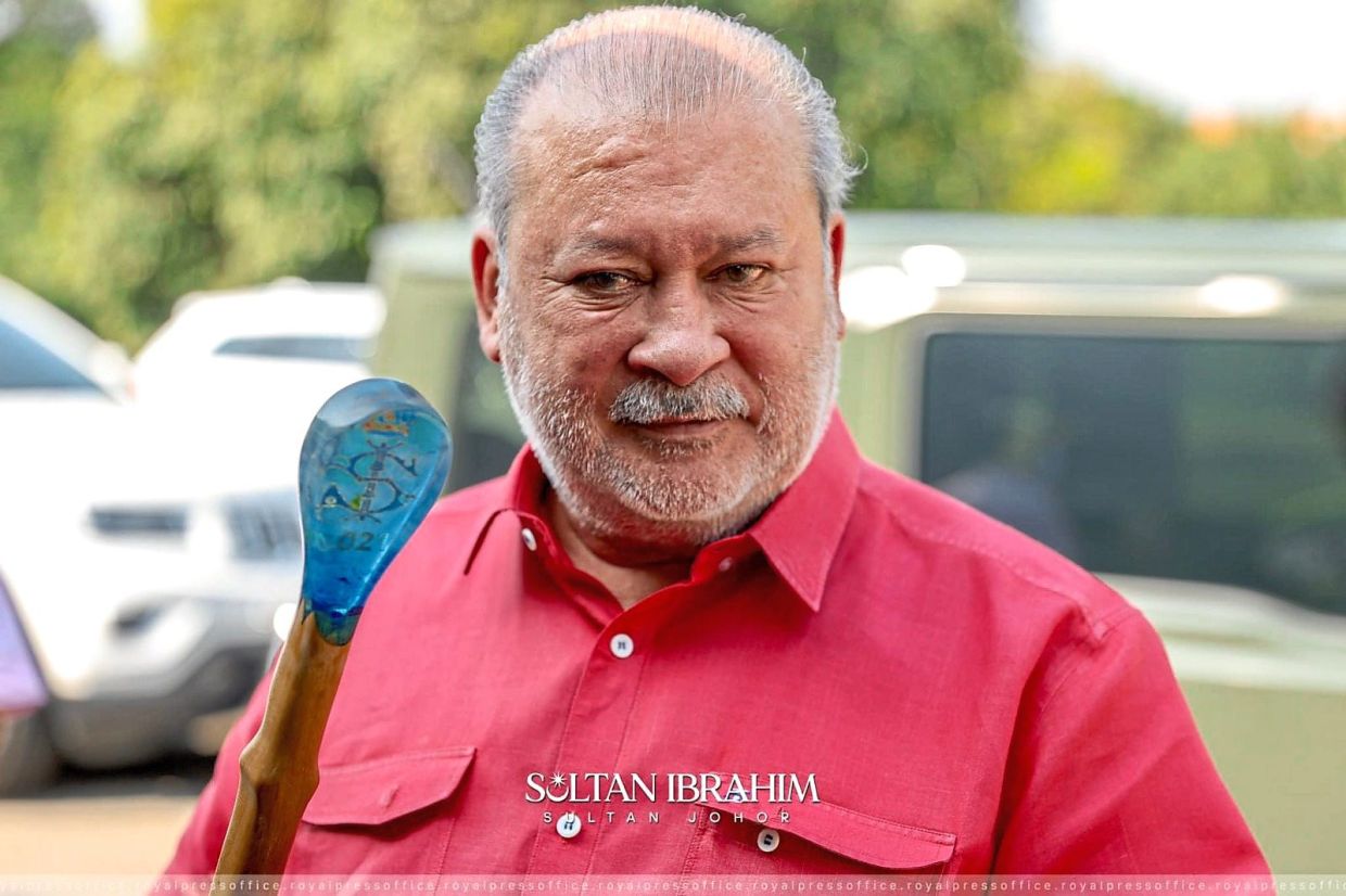 Made from heavy timbre and epoxy resin in April 2021.