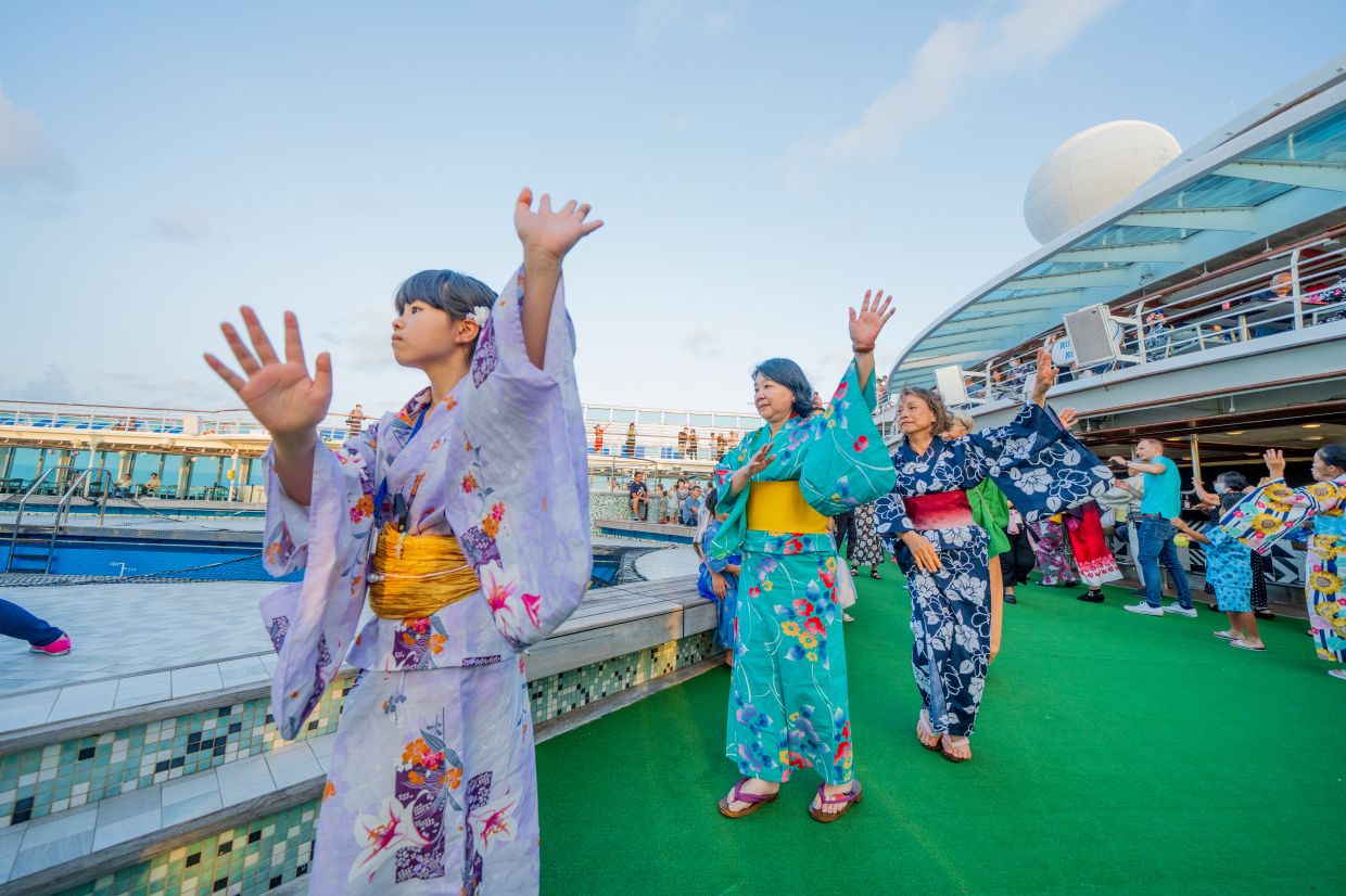 Having visited over 200 ports across 80 countries, Peace Boat offers a truly global perspective for all who hop aboard. — PEACEBOAT, Social Good Photography, Inc.