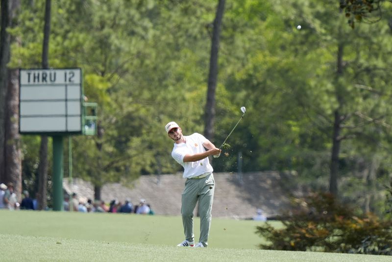 Golf-Whiz kid! Spanish amateur relieves himself in creek at Masters