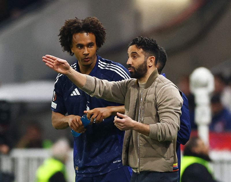 Soccer-Man United don't have big enough squad to rotate, says Amorim