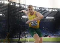 Athletics-Day of monster discus throws condemned as 'weather doping'