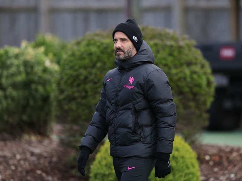 Soccer-Maresca defends Chelsea's playing style amid fan discontent