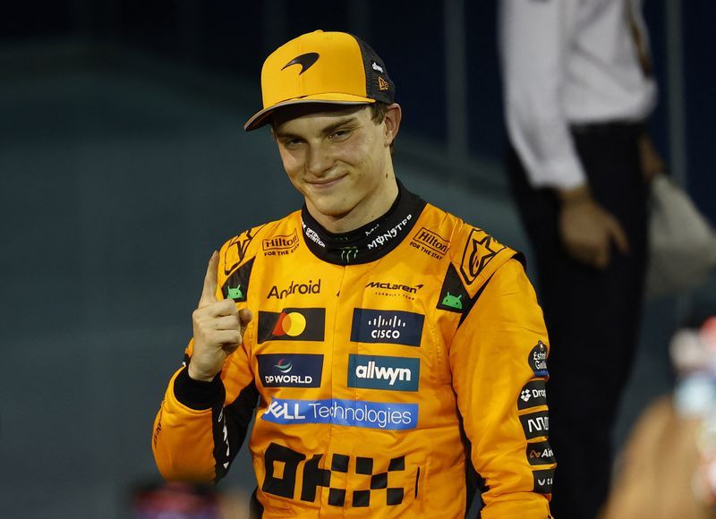 Motor racing-Piastri can take the lead from Norris in Jeddah