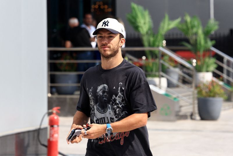 Motor racing-Gasly puts Alpine on top in first Saudi F1 practice