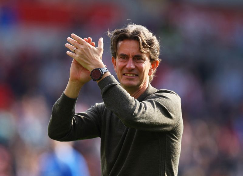 Soccer-Frank hails 'incredible' Mbeumo and Wissa after Brentford win