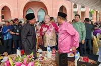 Dr Wee attends Home Ministry Hari Raya celebration