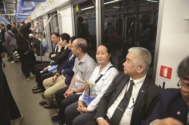 Passengers on HCM City’s inaugural metro train, which began operation at the end of 2024. - Photo: VNS 