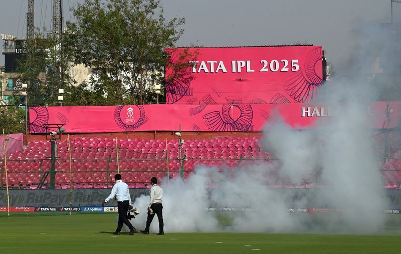 Cricket-Indian Premier League hoping to expand to 94-game season, says chairman