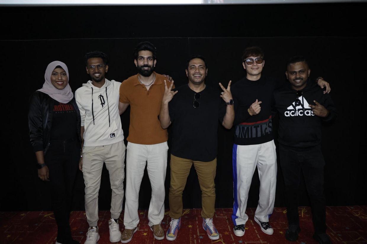 Fans meeting the actors at the event in Nu Sentral.
