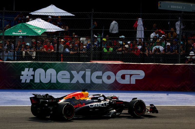 Motor racing-Mexico City to stay on F1 calendar through 2028