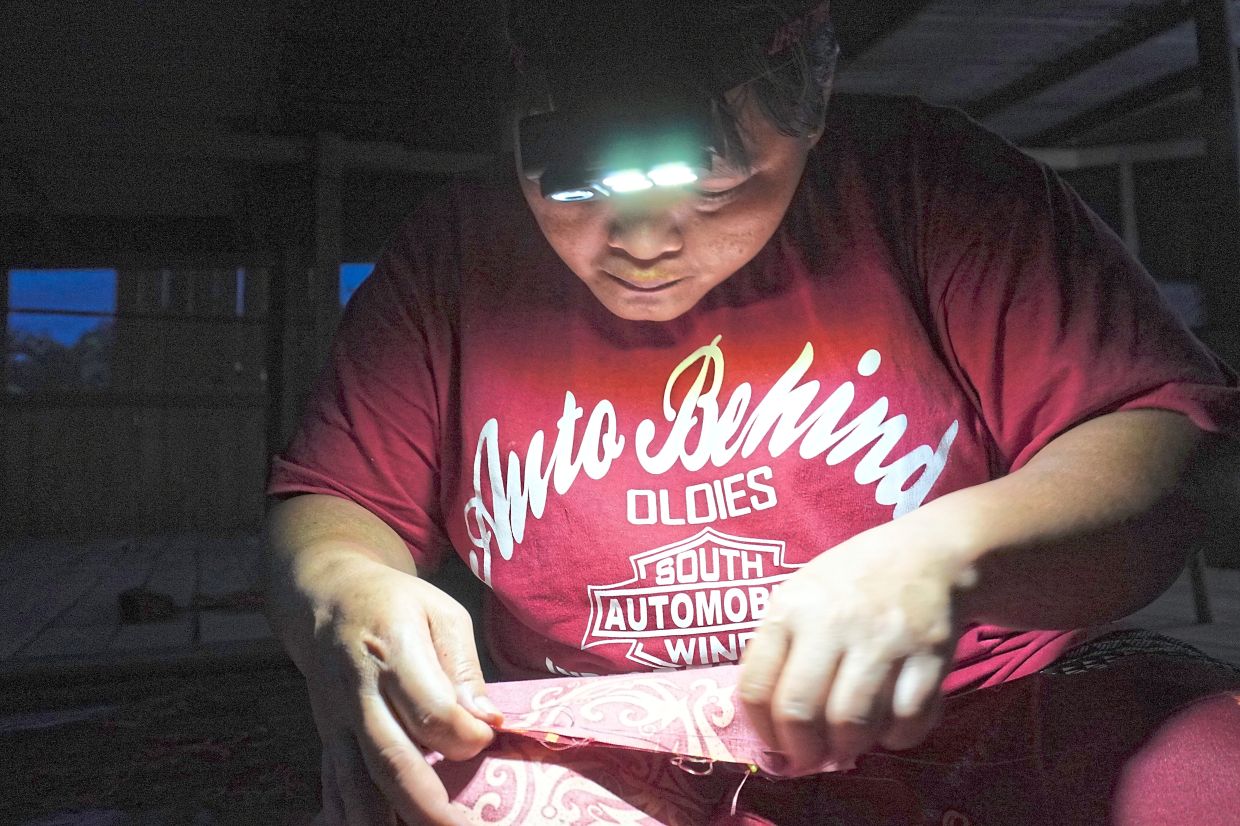 The goal of G1FT is to empower B40 women through sewing.