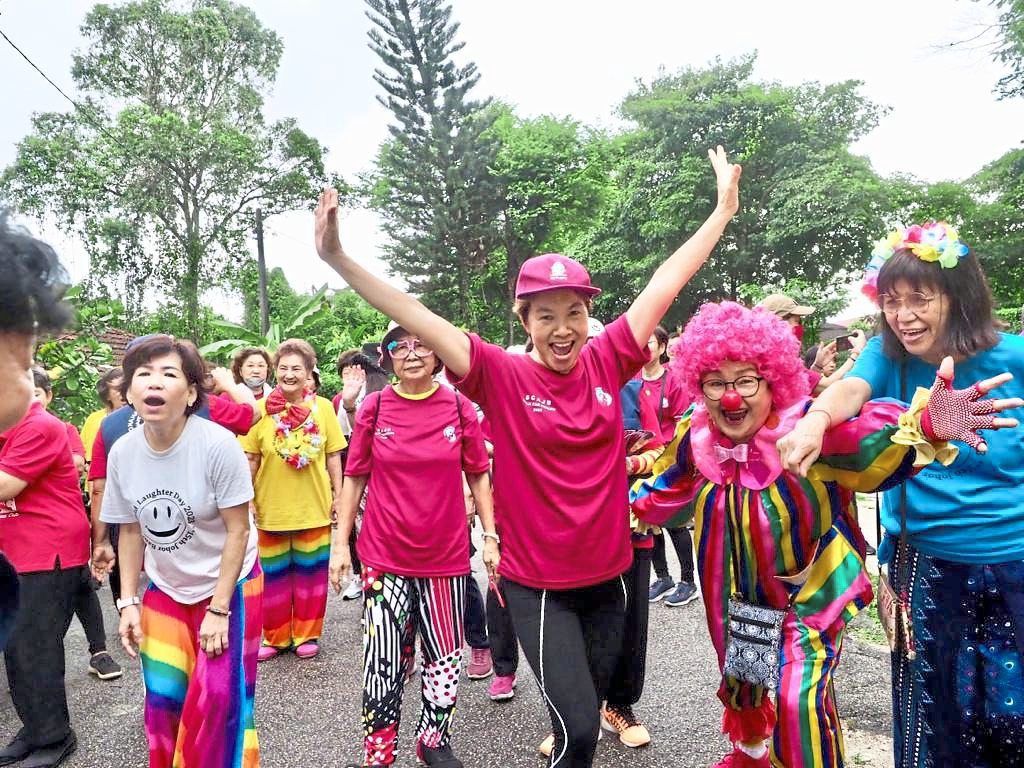 The club encourages people from various walks of life to make laughing part of their daily routine as it brings many physical and mental health benefits. — Filepic