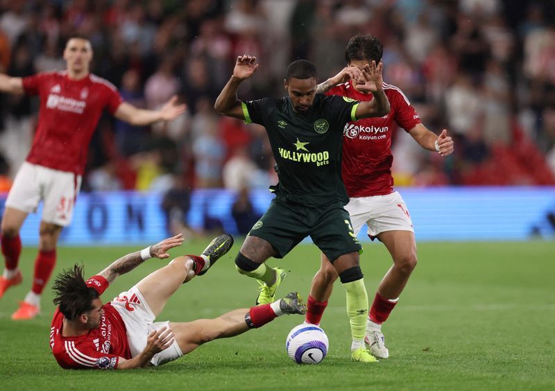 Soccer-Blow to Forest' Champions League hopes as Brentford win 2-0 away
