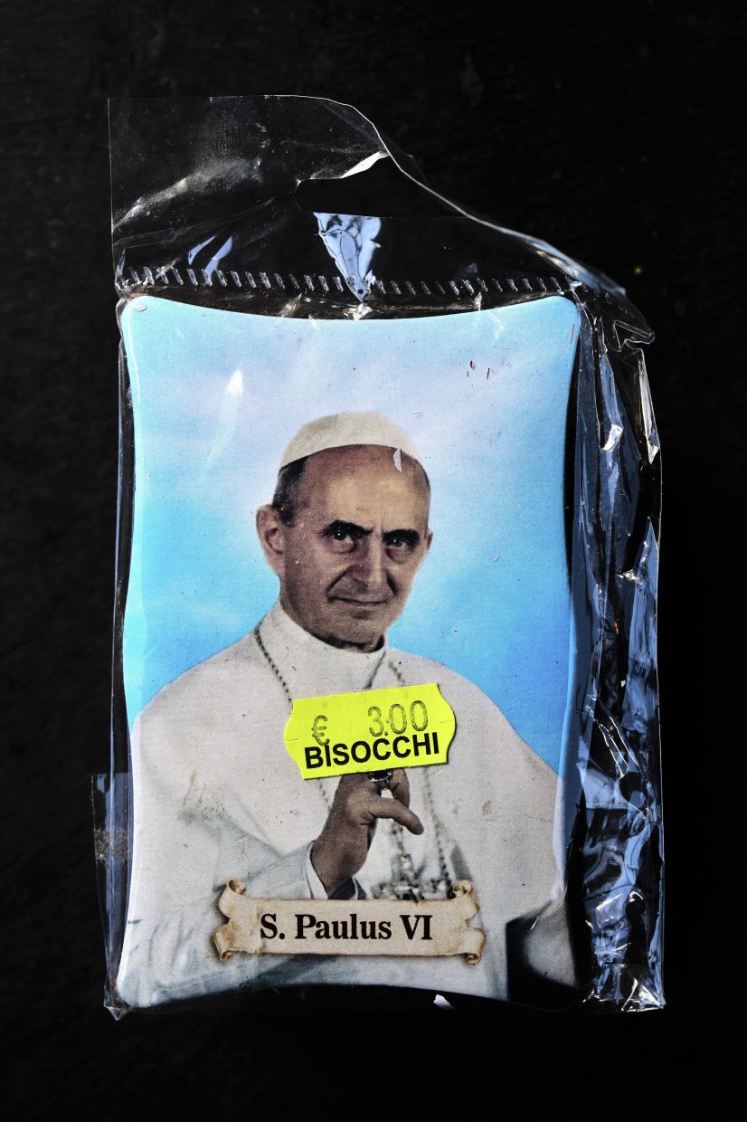 A fridge magnet featuring an image of Pope Paul VI, who died in 1978, can be found in souvenir shops in Rome. 