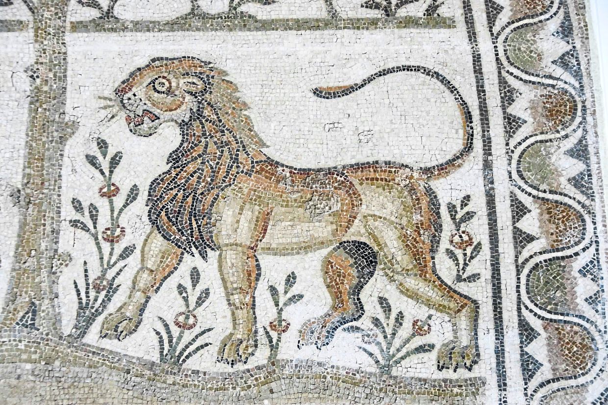 Another mosaic depicting a lion at the Tunisian museum.