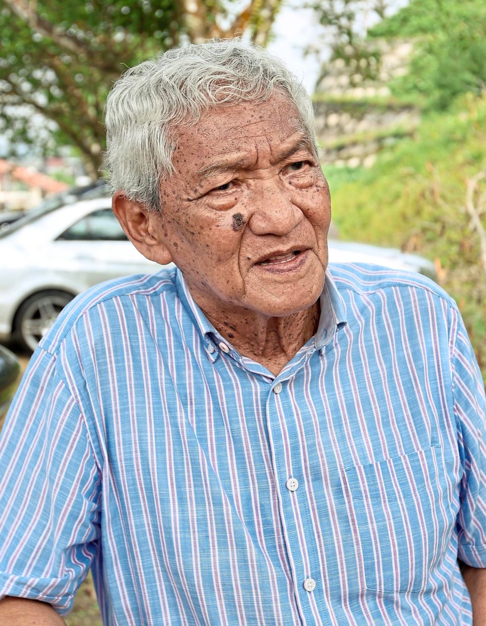 Mohd Arshad wants authorities to stop all hillside projects in the area.