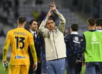 Soccer-Inzaghi keen to avoid player burnout as Inter chase Serie A-Champions League double
