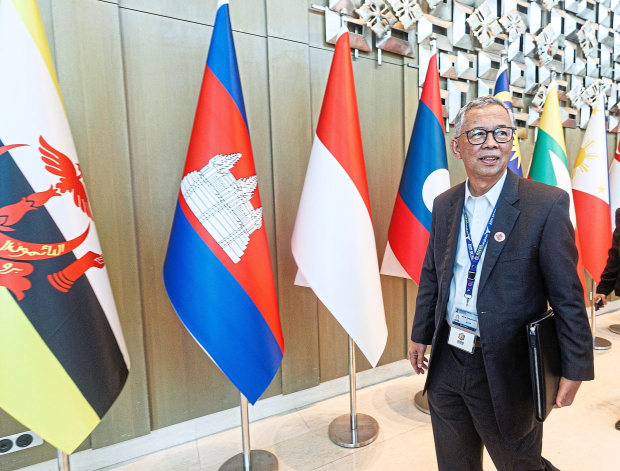 Othman, Asean’s current special envoy to Myanmar, has been engaging various stakeholders on the crisis. — ZULAZHAR SHEBLEE/The Star