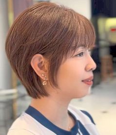 Shevon after her haircut.