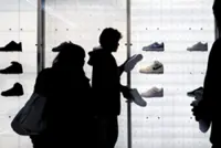 Why are more US shoppers struggling to repay 'buy now, pay later' loans?