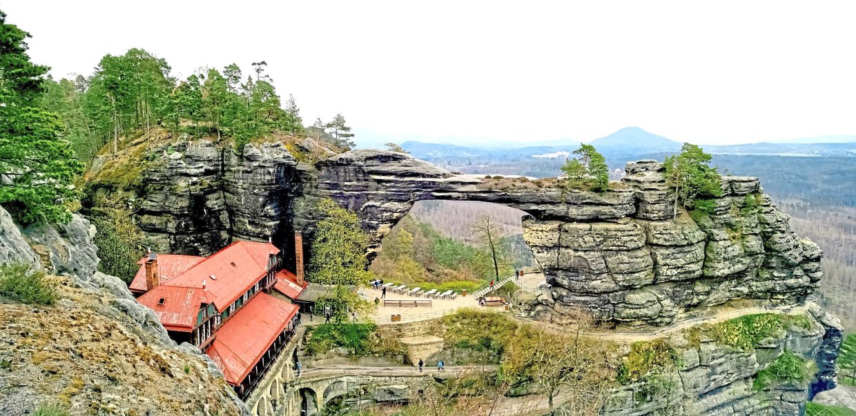 Good Czech food can be found along the border, refreshing for hikers who explore the national parks there.