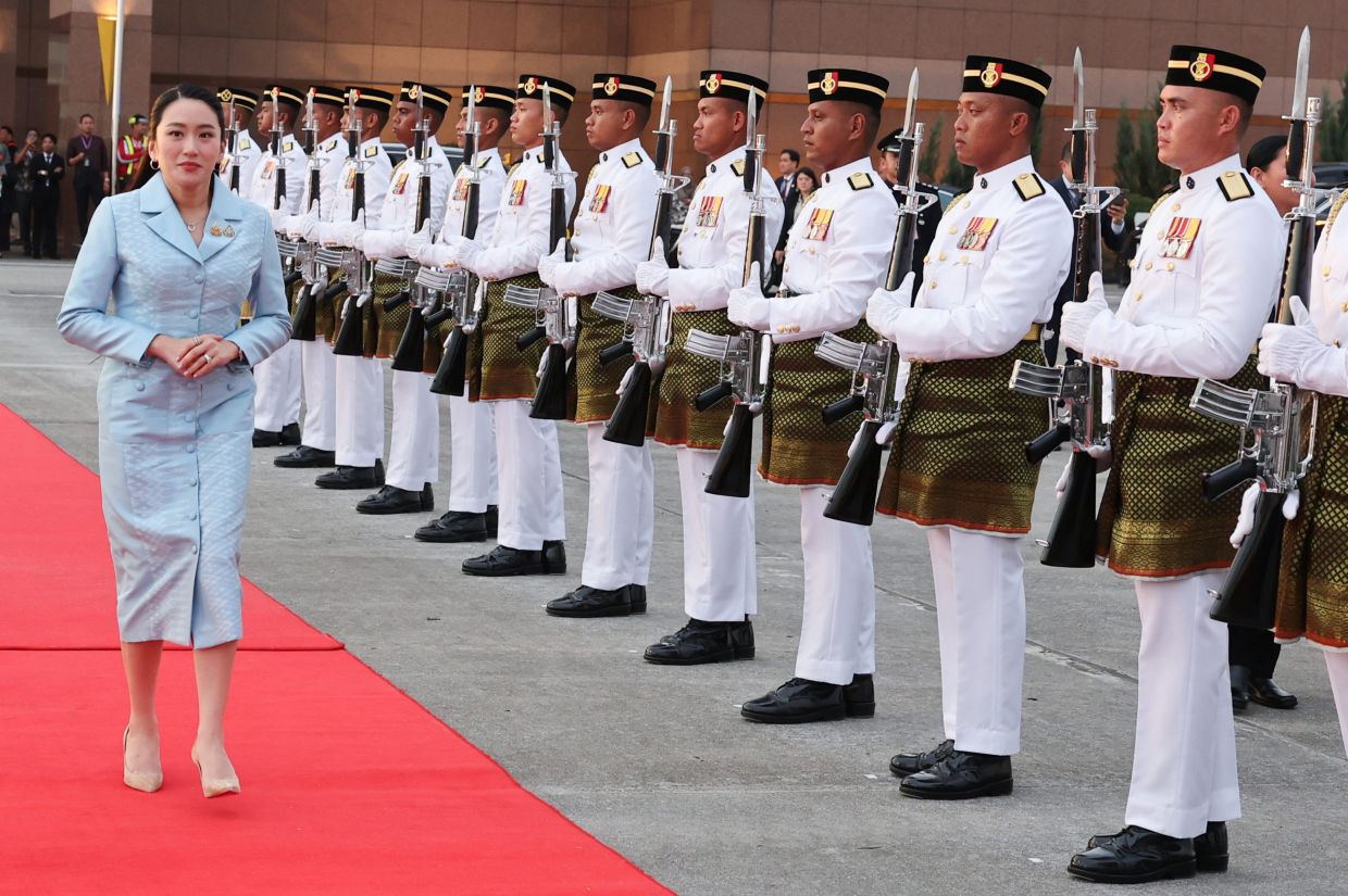 SEPANG, Tuesday, May 27: Thailand’s Prime Minister Paetongtarn Shinawatra departs Malaysia after attending the 46th Asean Summit and Related Meetings. The special aircraft carrying Paetongtarn takes off from the Bunga Raya Complex at Kuala Lumpur International Airport (KLIA) at 7:10pm. -- Photo Bernama