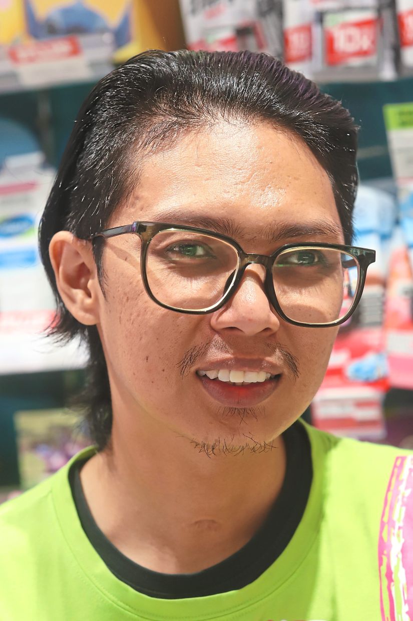 Mohamad Haziq: Riding a motorcycle is the only way to avoid being stuck in traffic from Jelutong to Tanjung Tokong.