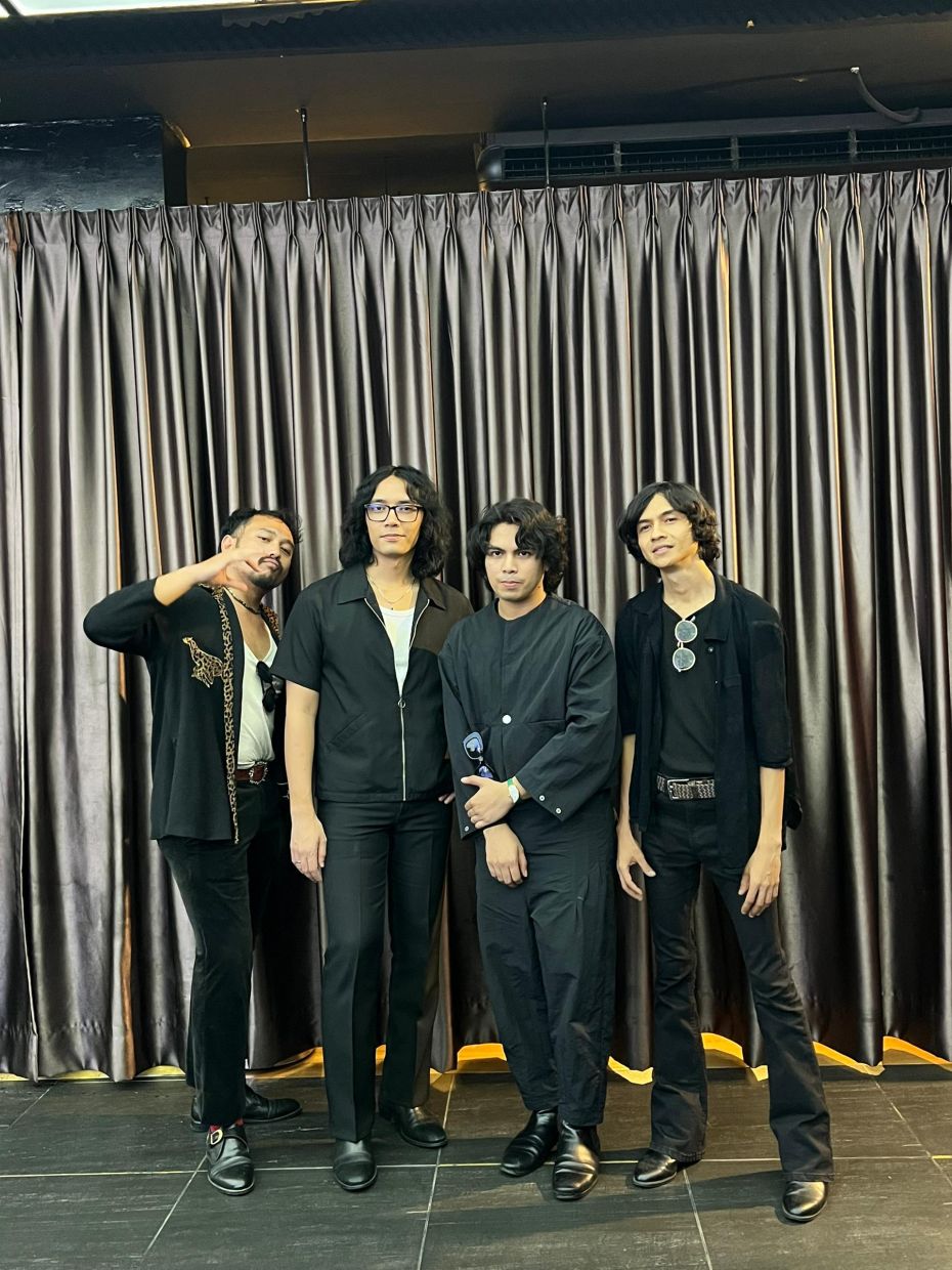 The Ramayan -- (from left) Pie (vocal), Omar (bass), Que (keyboard/synth) dan Izzat (guitar)